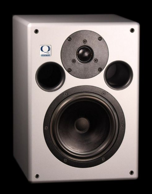 Picture of Quested Studio Monitor Active 2 Way 6½"+Dome 120+70W BLACK