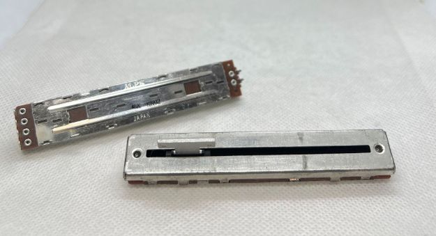 Picture of A&H Stereo Fader 10KA x 2 60mm