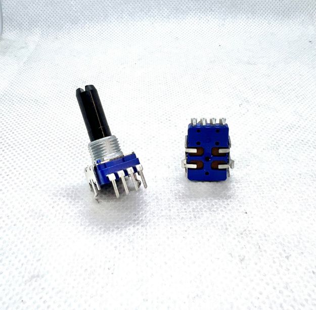Picture of A&H 10K Linear Potentiometer (long) 11mm