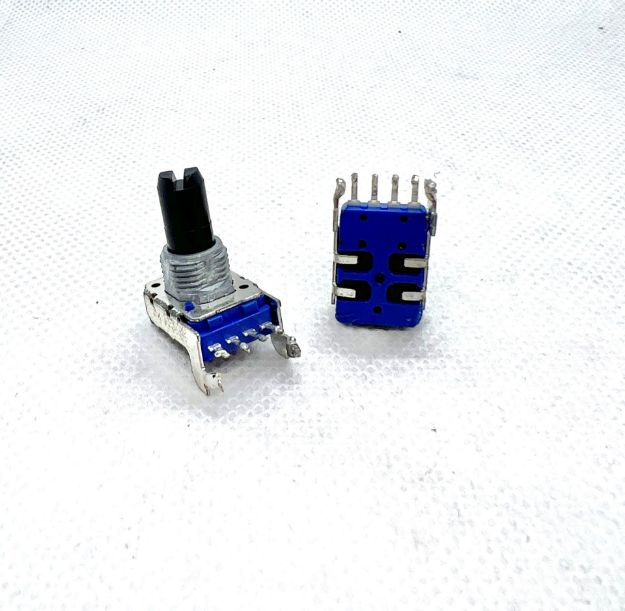 Picture of A&H Wizard 20K 25% Log Potentiometer